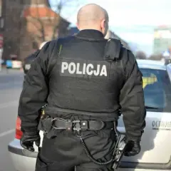 Jak długo policja może przetrzymywać telefon - poznaj swoje prawa i terminy