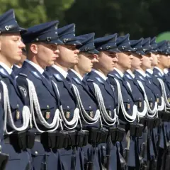 Policji czy policji - Praktyczne zasady pisowni, które musisz znać