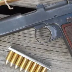 Jaką broń ma policja? Rodzaje uzbrojenia i przepisy, które musisz znać