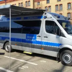 Gdzie jest policja? Lokalizacja komisariatów i jak zgłosić pilne zdarzenie