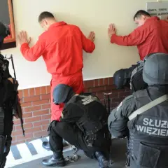 Ile trwa rekrutacja do służby więziennej? Poznaj szczegóły procesu