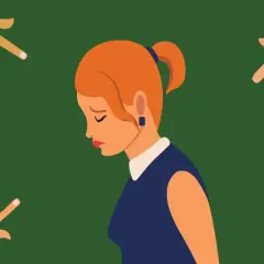 Smutna kobieta otoczona przez wskazujące palce. Doświadcza dyskryminacji i odrzucenia.