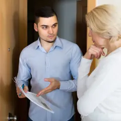 Czy windykator może przyjść z policją - poznaj swoje prawa i obroń się