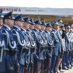 Aktualny dodatek mieszkaniowy w policji 2025: aktualne stawki i warunki