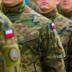 Służba przygotowawcza ile płacą? Oto zaskakujące wynagrodzenia!