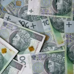 Sekretarki w policji - realne zarobki na różnych stanowiskach w 2025