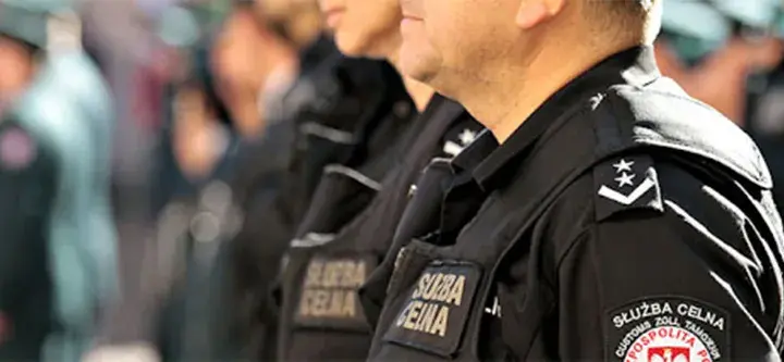 Służba celno skarbowa czym się zajmuje – kluczowe zadania i obowiązki