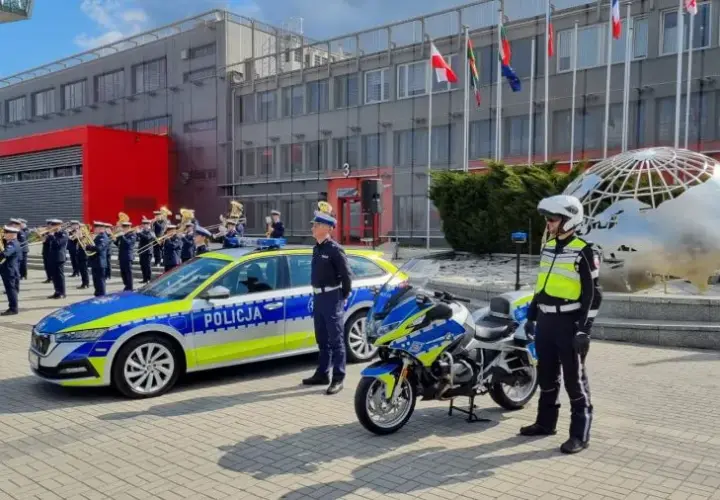 Jak wygląda polska policja: kompletny opis umundurowania służb mundurowych