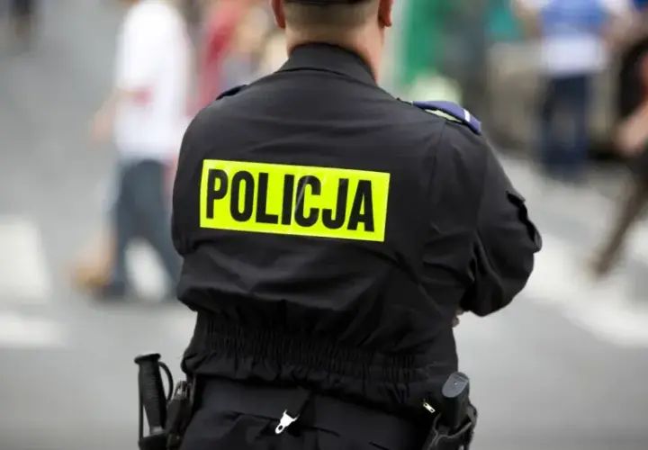 Jak sprawdzić czy policja wie gdzie pracujesz? Poznaj swoje prawa i fakty