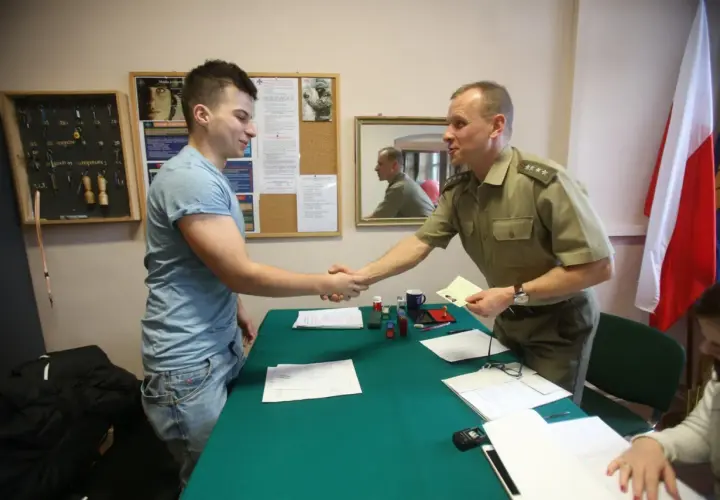Jak wygląda komisja lekarska do służby więziennej i co musisz wiedzieć
