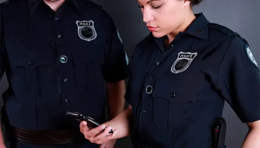 Czy policja może podsłuchiwać rozmowy telefoniczne i jakie są zasady?