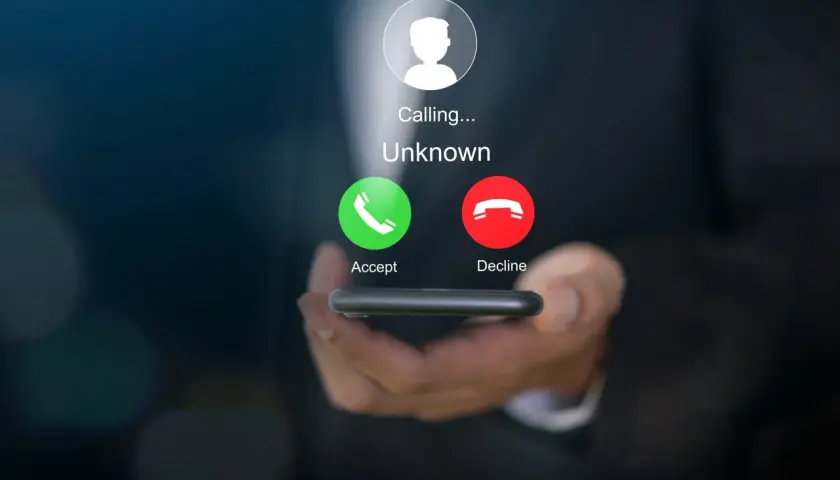 Telefon dzwoni z nieznanego numeru. Czy to policja? Z jakiego numeru dzwoni policja?
