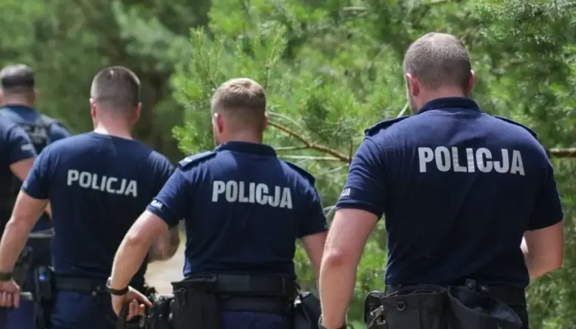 Ile zarabia komendant powiatowy policji? Zaskakujące fakty i dodatki