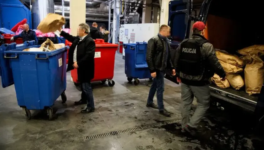 Jak policja niszczy i utylizuje narkotyki: poznaj procedury i zasady bezpieczeństwa