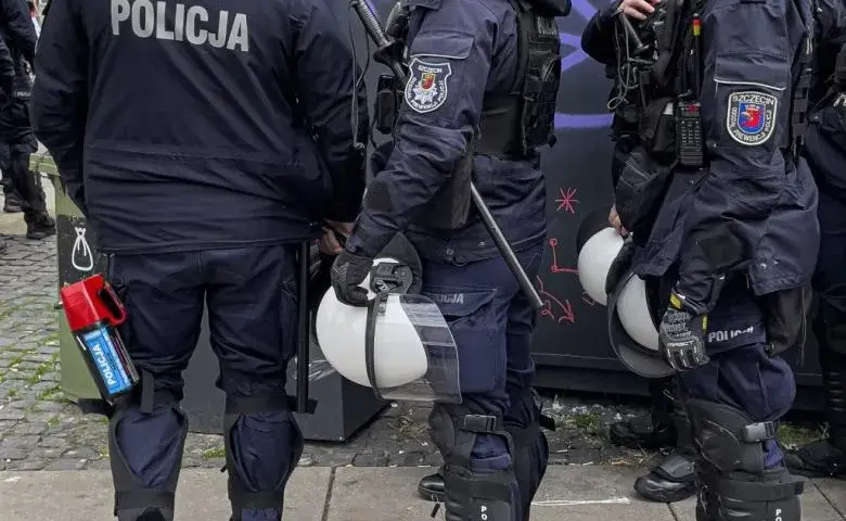 Umundurowanie policjanta: najnowsze przepisy i istotne zmiany