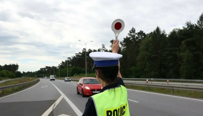 Czy rutynowa kontrola policji jest legalna? Prawa kierowców i policji w Polsce