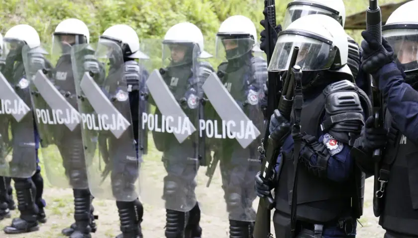 Prewencja w policji: poznaj najważniejsze zadania i rodzaje działań