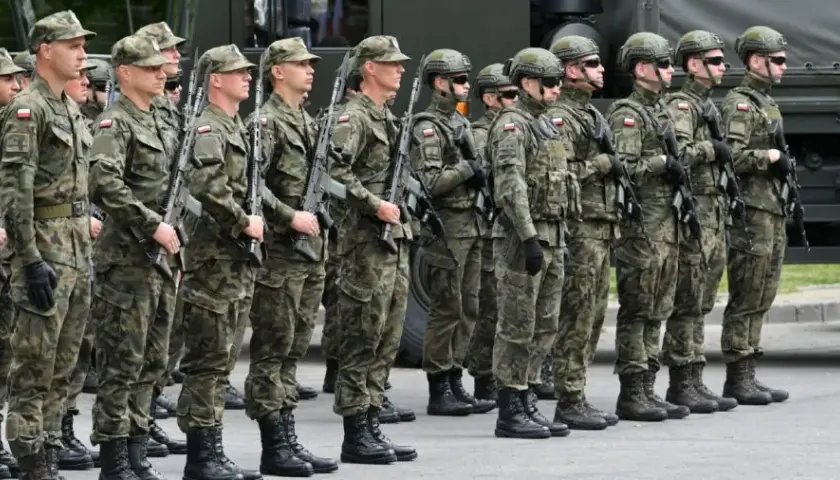 Kiedy wypłata za dobrowolną zasadniczą służbę wojskową? Sprawdź szczegóły