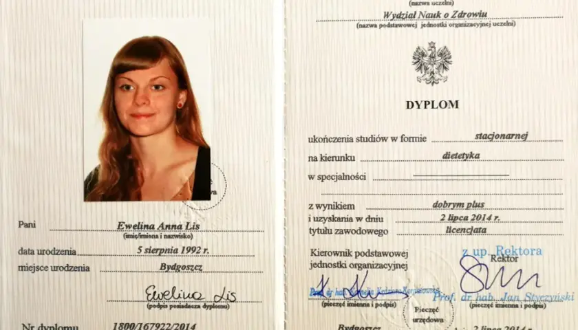 Dyplom studiów: Jak wygląda oryginalny dokument? Cechy