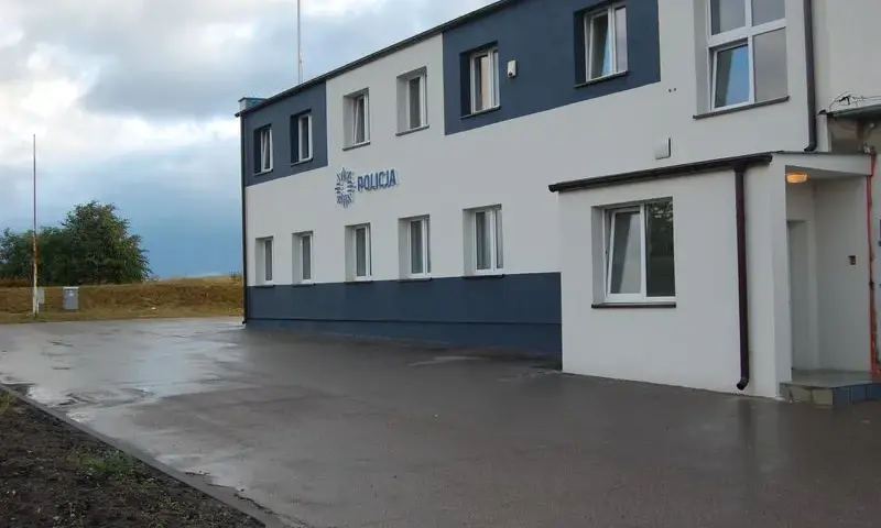 Poczta Policja: Jak się skontaktować? Ważne adresy i numery