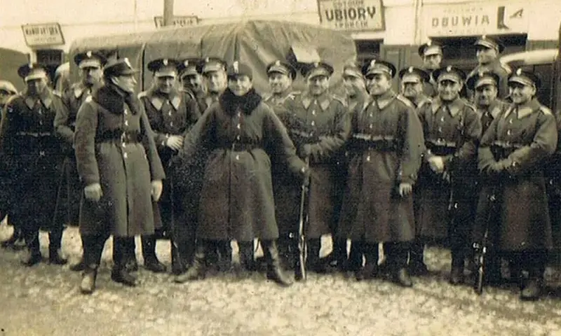 Kiedy powstała policja w Polsce - historia formacji służb mundurowych