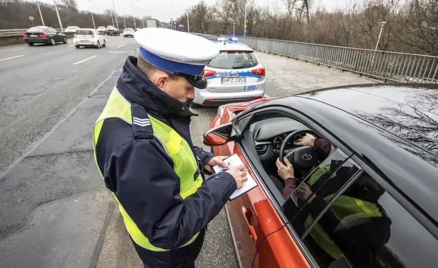 Art. 97 Kodeksu wykroczeń - mandat, kara i odmowa przyjęcia
