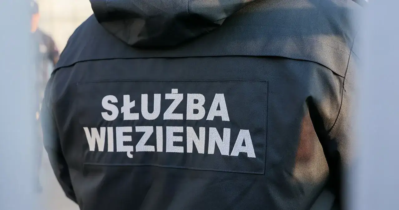 Zdjęcie Ile zarabia służba więzienna? Odkryj zaskakujące zarobki funkcjonariuszy
