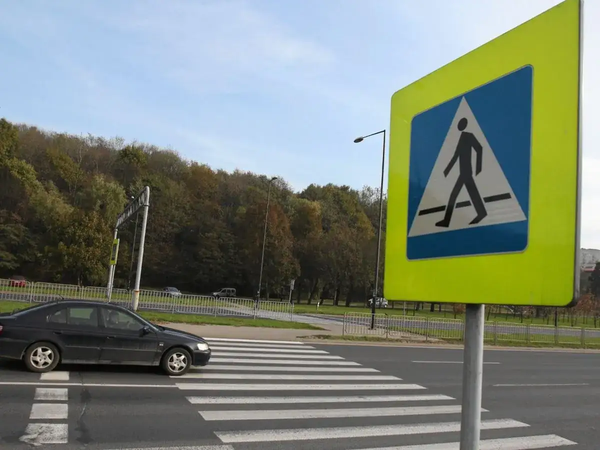 Znak ostrzegawczy 